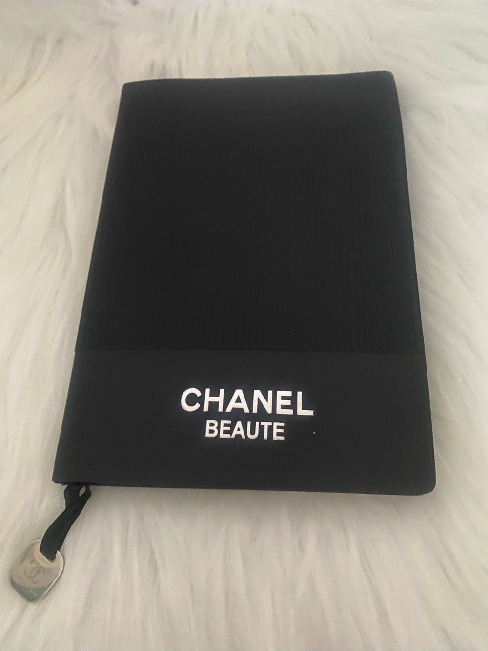 Beauté Black Notebook